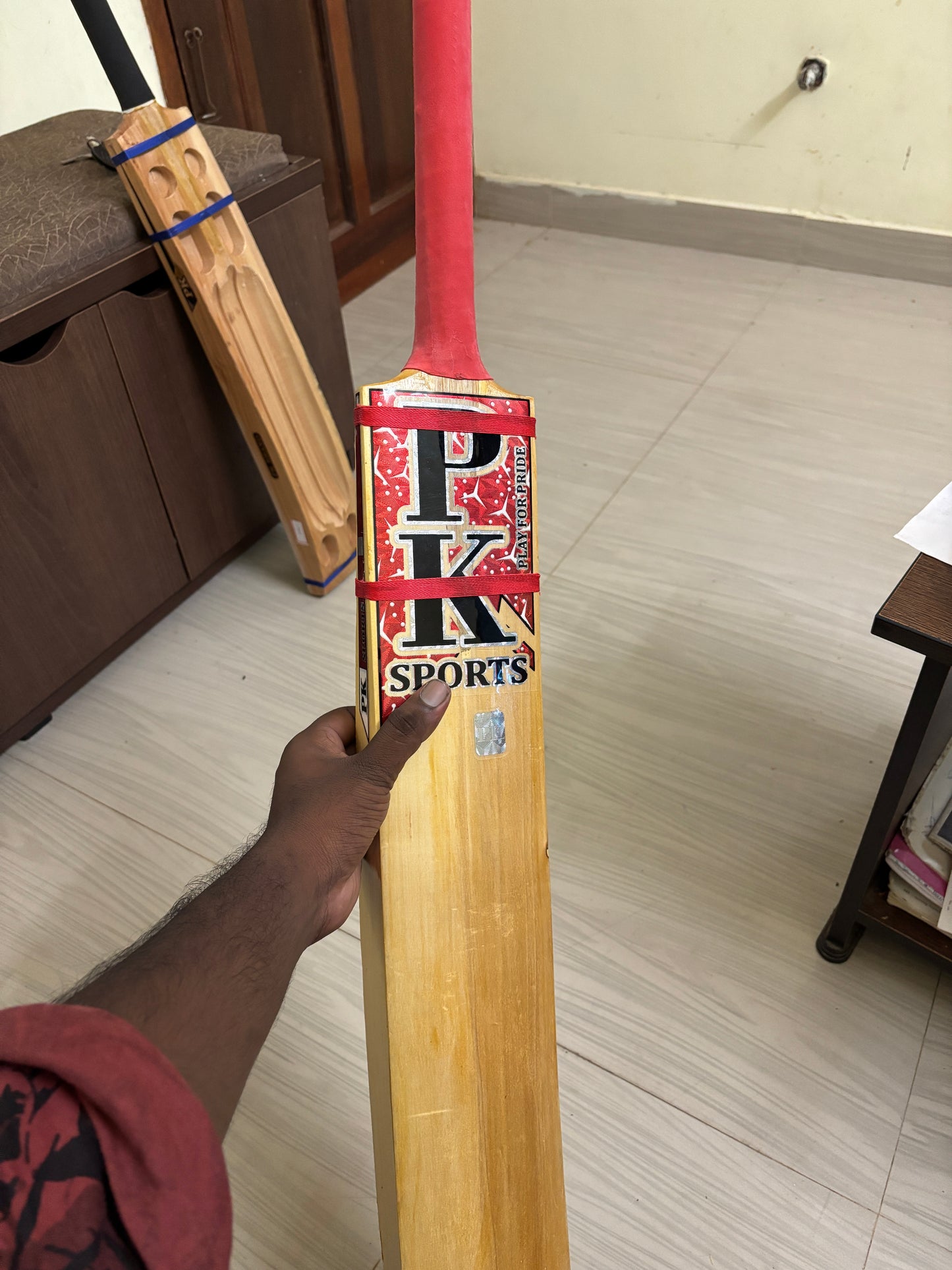 Cricket bat